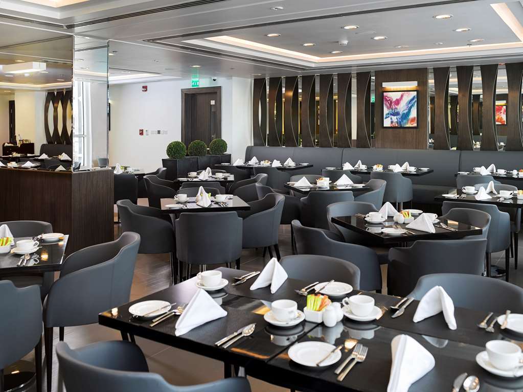 S Hotel Bahrain Sanabis 레스토랑 사진